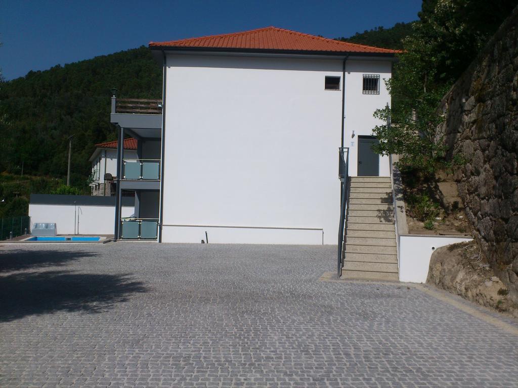 Hotel Lagoa Azul do Geres Szoba fotó