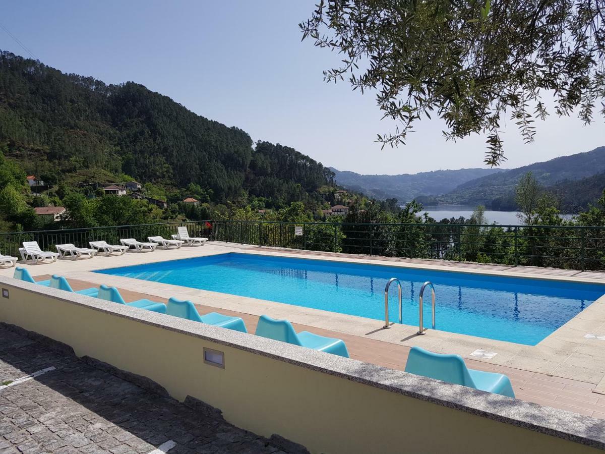Hotel Lagoa Azul do Geres Kültér fotó